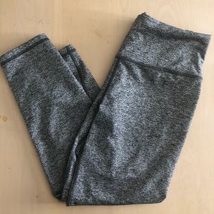 VSX Knockout Capri Pant